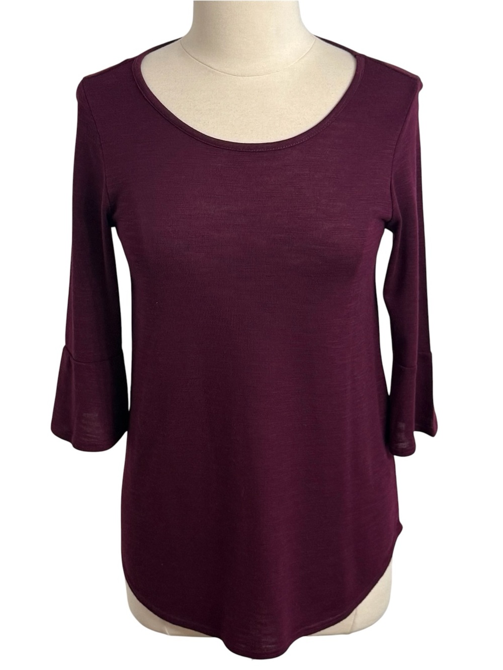 APT. 9 Women's 3/4 Length Bell Sleeves, Scoop Neck Pullover Top Burgundy Size: S